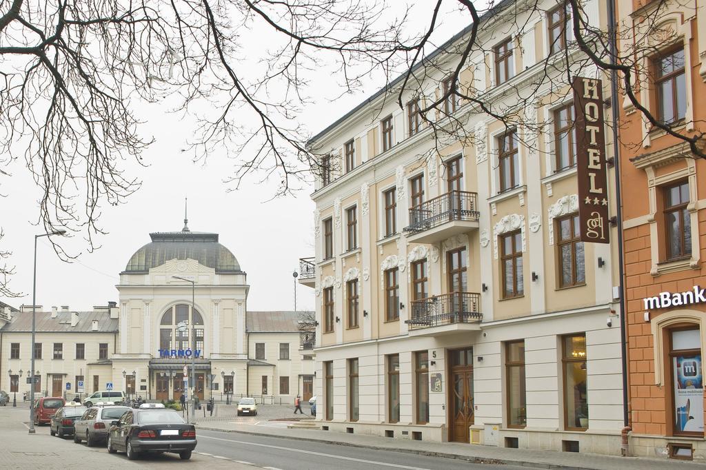 Hotel Gal Tarnów Exterior foto