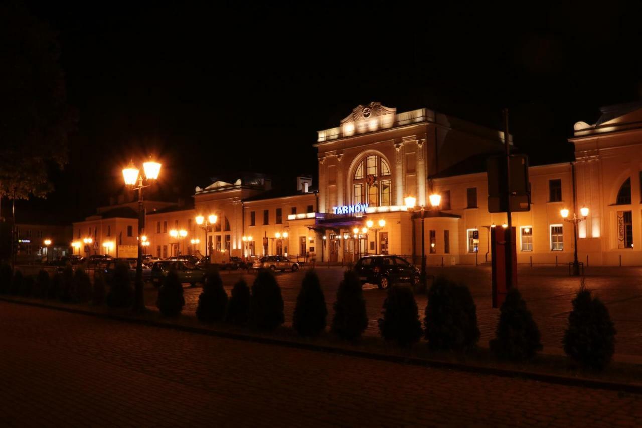 Hotel Gal Tarnów Exterior foto